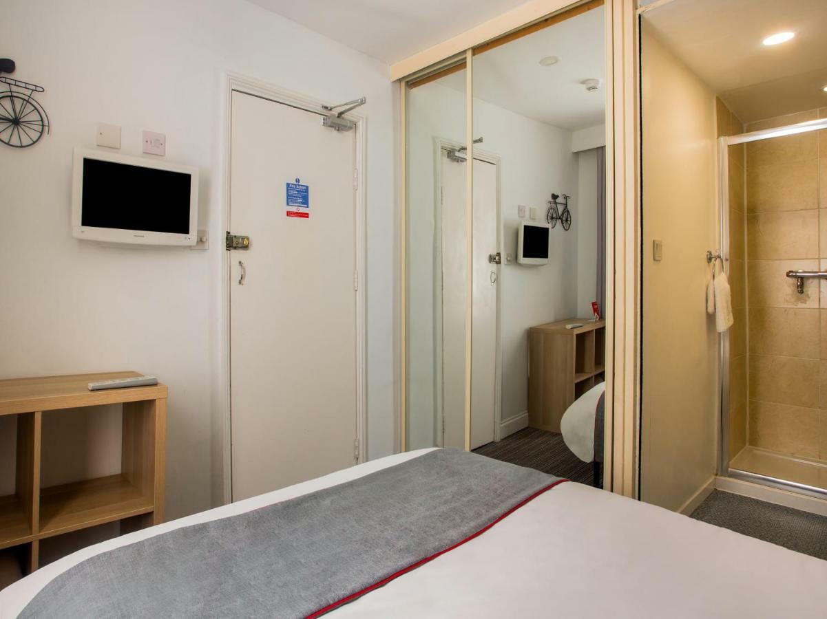 Oyo Lifestyle Hotel Sea Breeze 브라이턴 외부 사진
