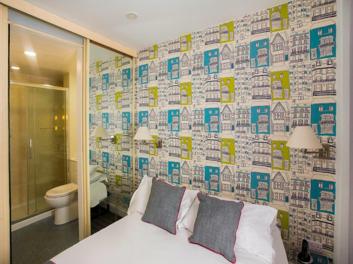 Oyo Lifestyle Hotel Sea Breeze 브라이턴 외부 사진